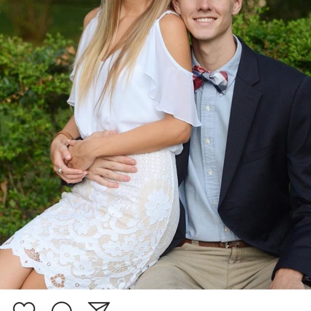 White/Cream Lace Cold Shoulder Dress